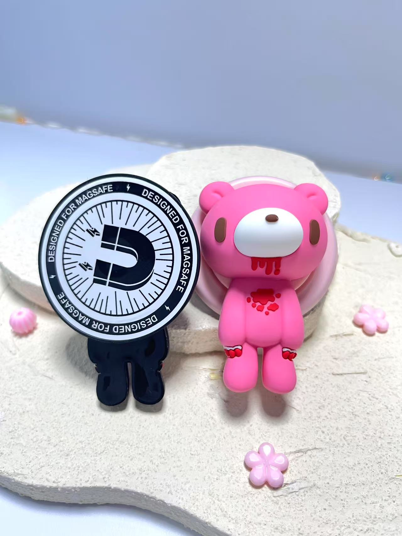 Gothic Bear Phone Grip&Stand–U - Phone Accessories Unique ulasan dan harga
